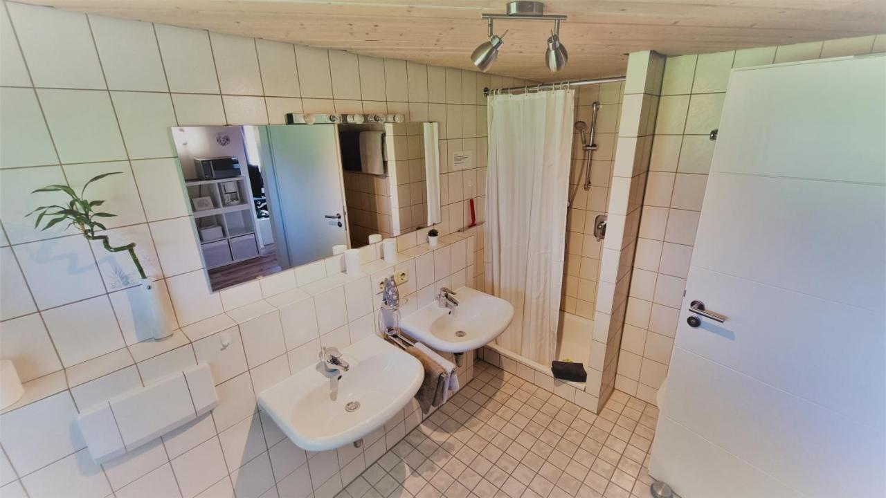 Wohnung #5 Mit Balkon - Zentrale Dennoch Ruhige Lage Mit Terrasse - Stadtbus Vor Der Tuer! Линдау Екстериор снимка